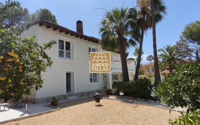 Exclusiva villa, rodeada de privacidad y naturaleza